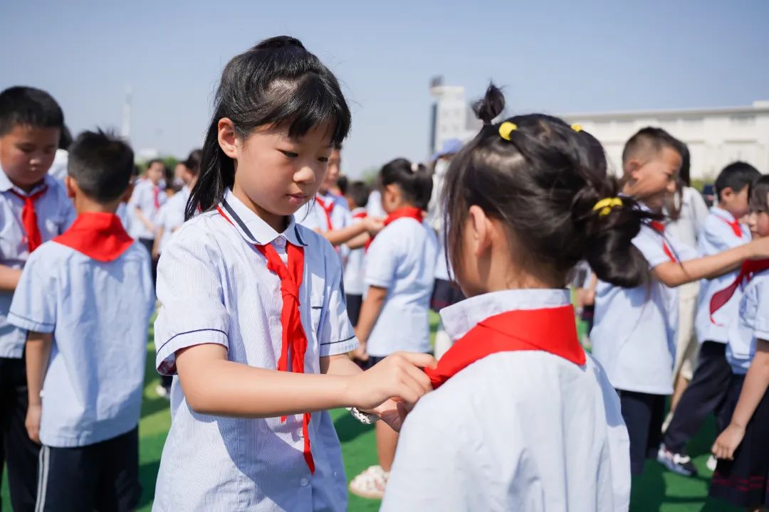 “你好，少先队！”——六力学校小学部少先队入队仪式